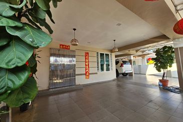 Stutong Double storey terrace corner For Sale