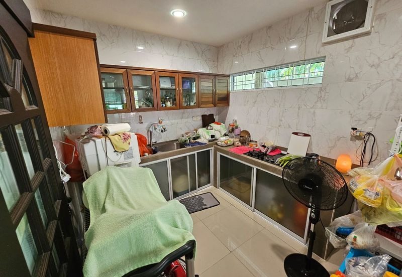 Stutong Double storey terrace corner For Sale