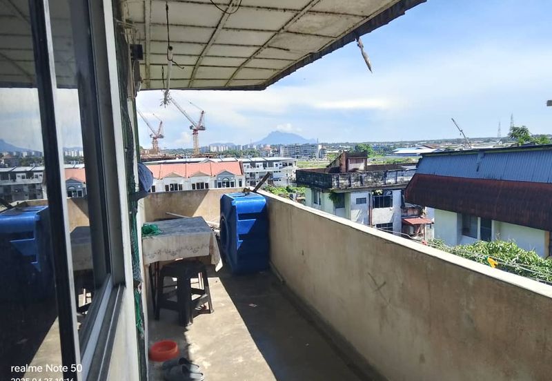 Pending Flat For Sale