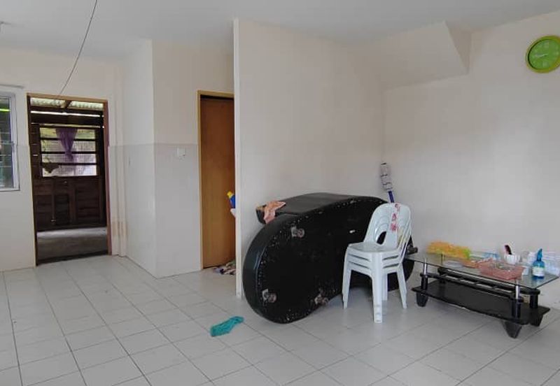 Siburan Double storey corner house For Sale