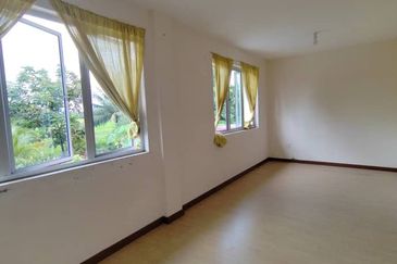 Siburan Double storey corner house For Sale