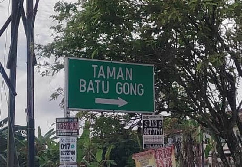 Siburan Double storey corner house For Sale