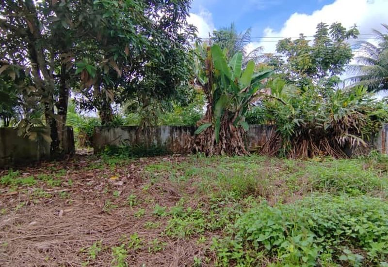 Siburan Double storey corner house For Sale