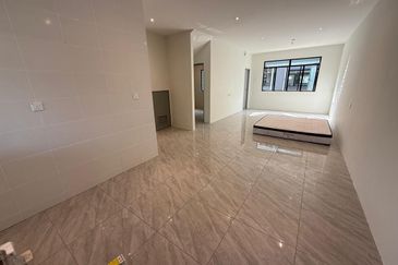 Mjc Kensho Townhouse (Lower Unit) For Rent