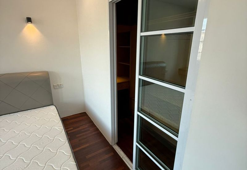 Stampin Tengah Double Storey Semi-Detached House For Sale/Rent