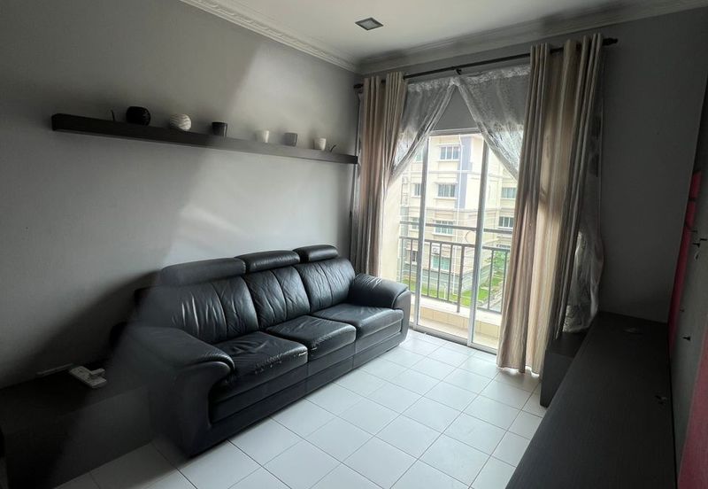 Batu Kawa Court­yard Sanctuary For Sale