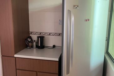 Batu Kawa Court­yard Sanctuary For Sale