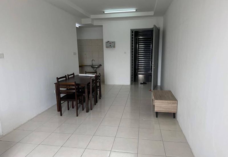 Vantage Tamu For Sale