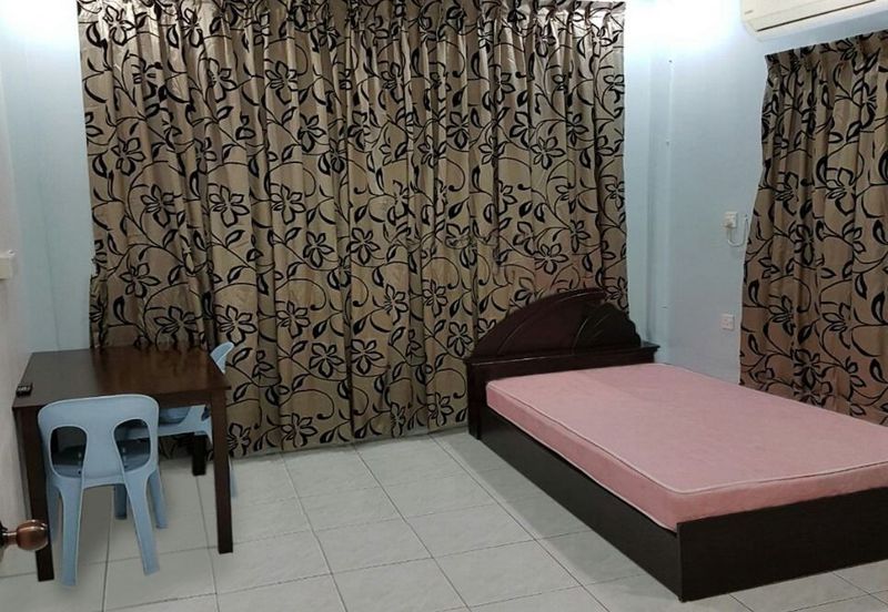  Phoenix Garden Batu Kawa Single Storey Semi-Detached House