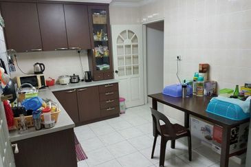  Phoenix Garden Batu Kawa Single Storey Semi-Detached House