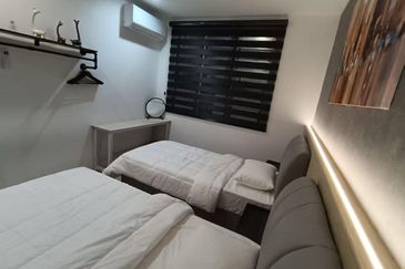 Stutong Double storey terrace Intermediate house for Rent