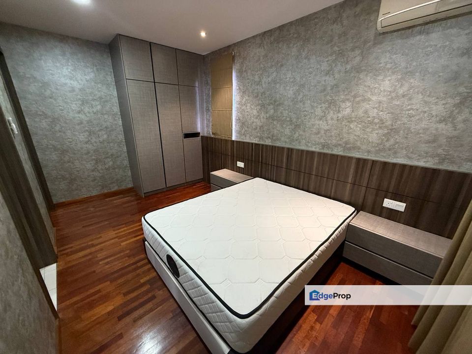 Windsor Estate 3 Storey Detached House For Sale, Sarawak, Kuching
