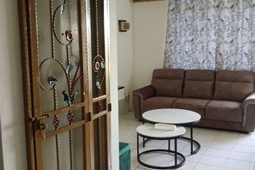  Lee Ling Apartment For Rent