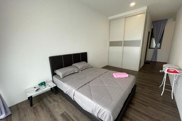HK Square Apartment