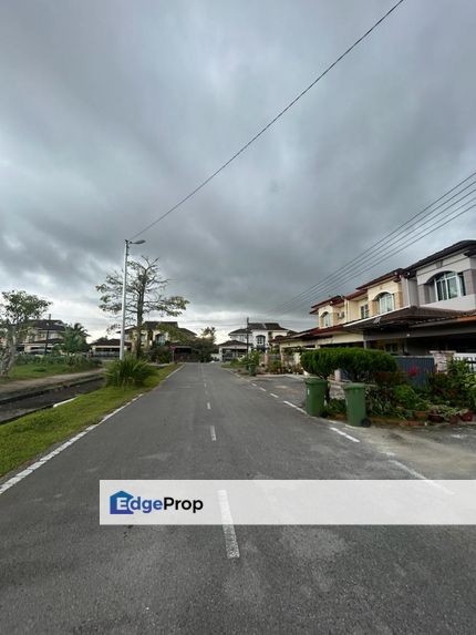 Jalan Dahlia Double Storey Terrace For Sale, Sarawak, Kuching