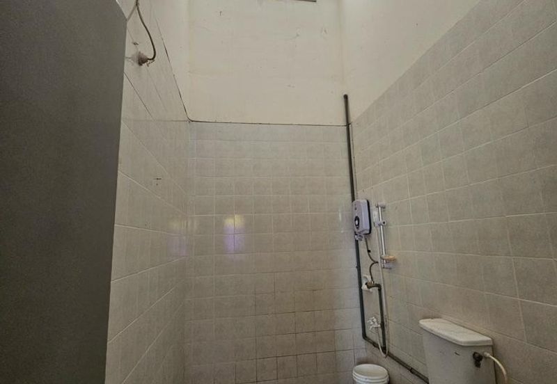 Jalan Dahlia Double Storey Terrace For Sale