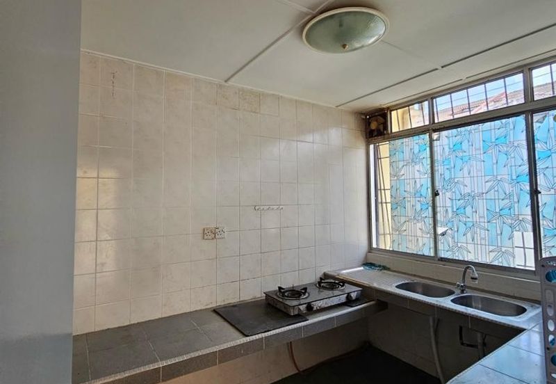 Jalan Dahlia Double Storey Terrace For Sale