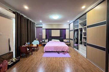 Arang Road Double storey semi detached For Sale