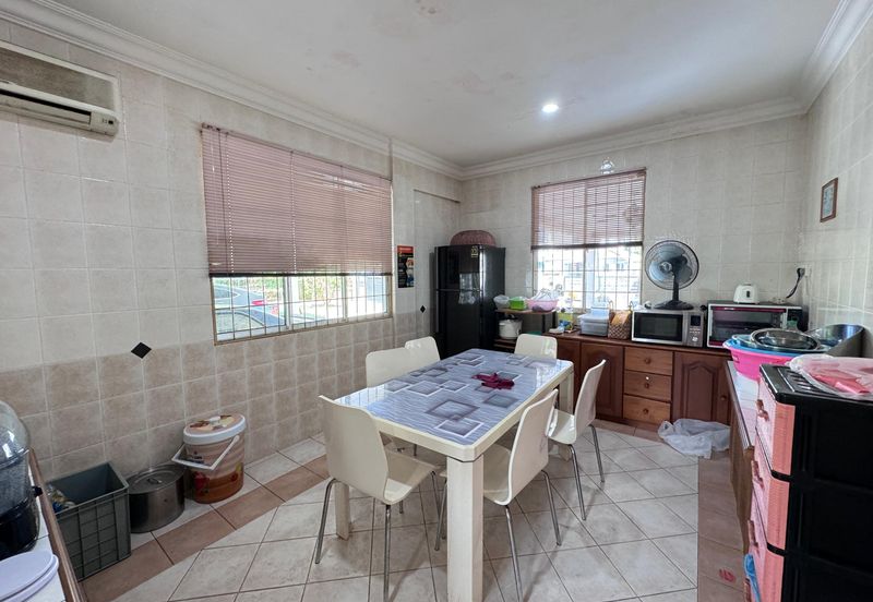 Arang Road Double storey semi detached For Sale