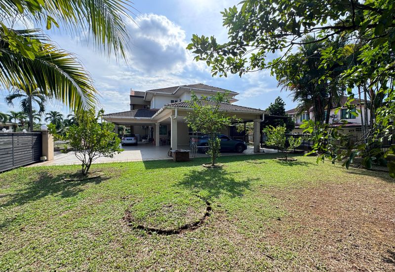 Arang Road Double storey semi detached For Sale