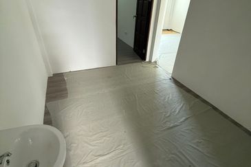 Lorong Bunga Kemuning, Jalan Matang Single Storey Semi Detached House For Sale