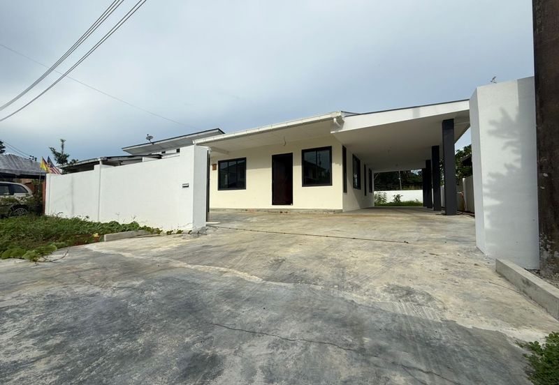 Lorong Bunga Kemuning, Jalan Matang Single Storey Semi Detached House For Sale