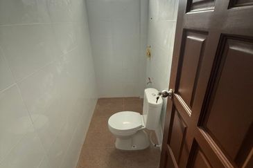 Lorong Bunga Kemuning, Jalan Matang Single Storey Semi Detached House For Sale