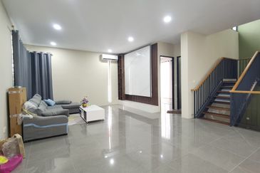 Taman Botanika, Batu Kawa Double Storey Semi D For Rent