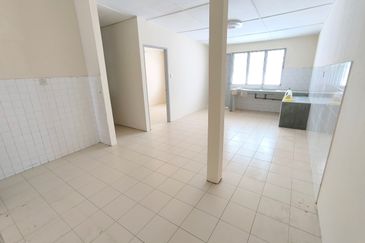 Taman Yen Yen, Matang Jaya Single Storey Intermediate For Rent