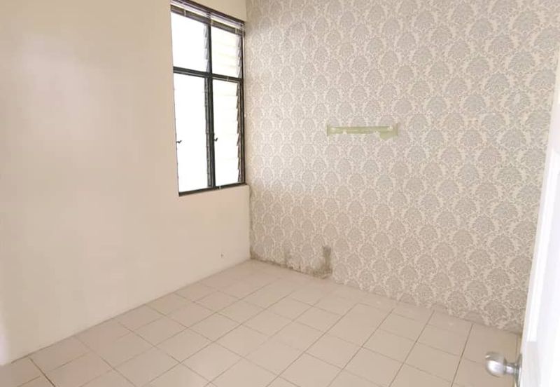 Taman Yen Yen, Matang Jaya Single Storey Intermediate For Rent
