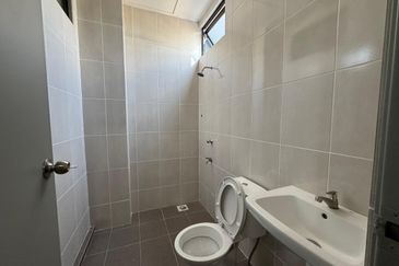 Mjc Kensho Townhouse (Lower Unit) For Rent