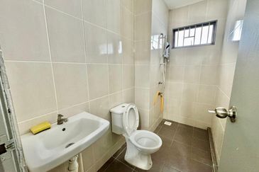 Mjc Kensho Townhouse (Lower Unit) For Rent