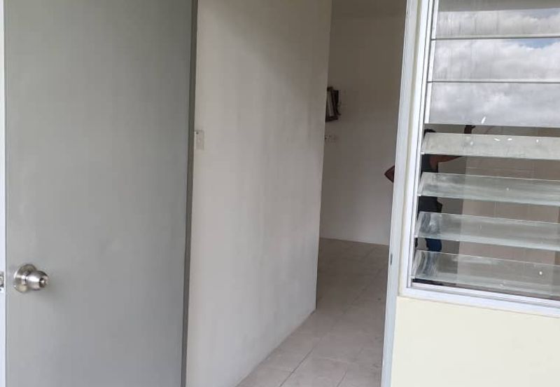 Pine Square Sri Pertiwi For Rent