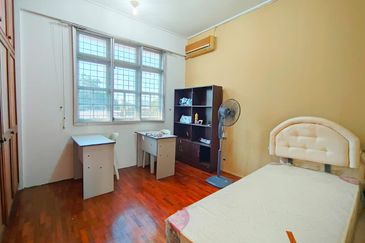 Chawan road Semi Detached  Double storey For Rent