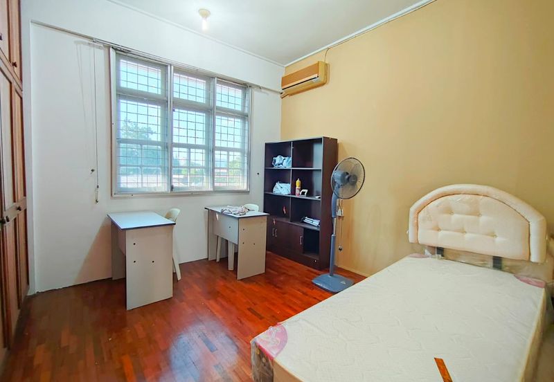 Chawan road Semi Detached  Double storey For Rent