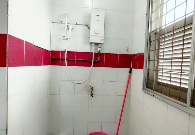 Chawan road Semi Detached  Double storey For Rent