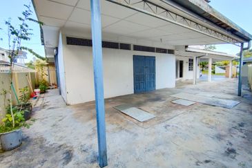 Chawan road Semi Detached  Double storey For Rent