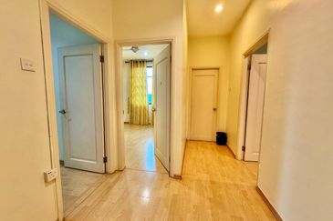 Park Avenue Apartment