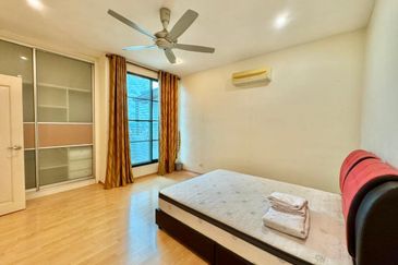 Park Avenue Apartment