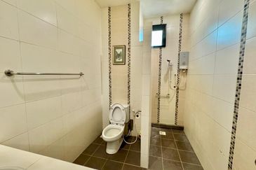 Park Avenue Apartment