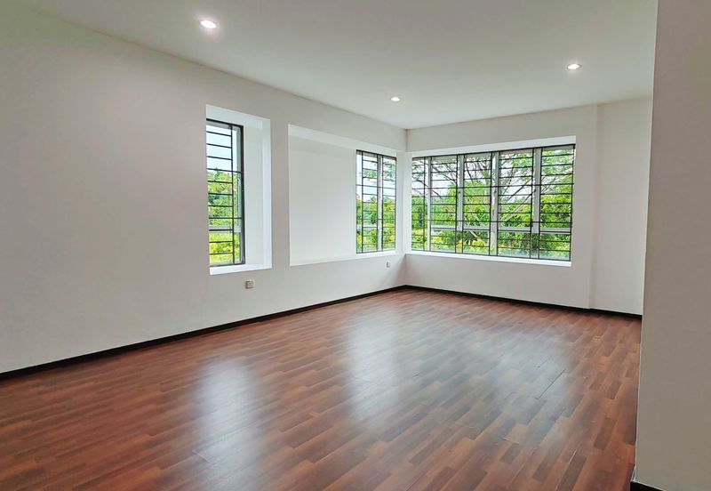 JALAN FEILD FORCE CORNER TERRACE FOR SALE