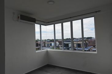 Matang apartment For Rent