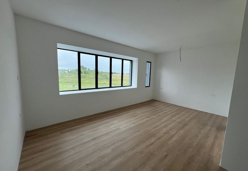 Stutong Baru Double Storey Intermediate For Sale