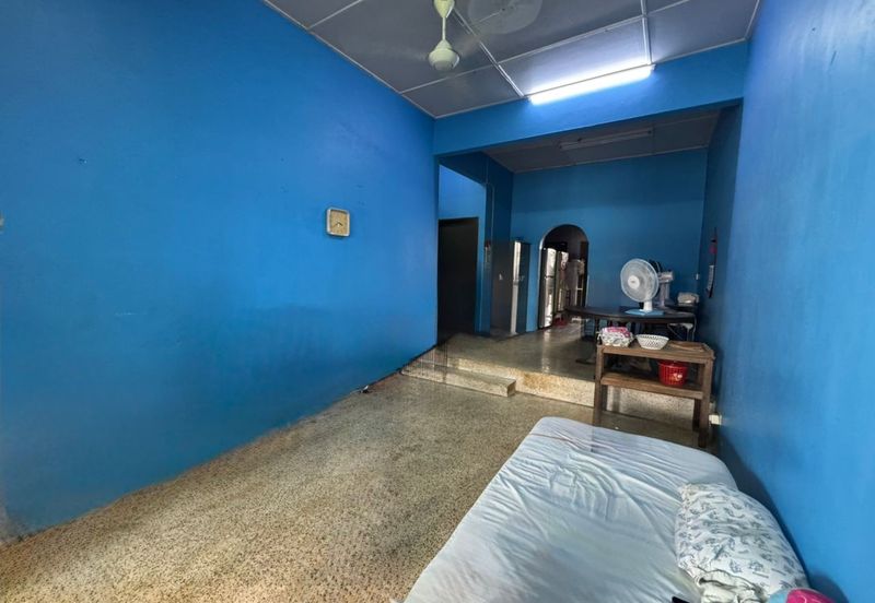 Jalan Kedandi Single Storey Terrace Intermediate For Sale