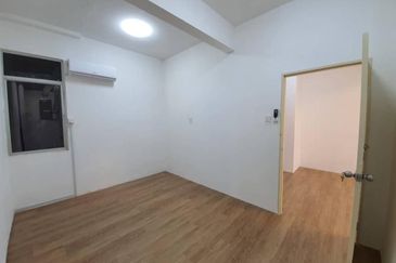 Chong Ling Park 1st Floor Office Unit For Rent