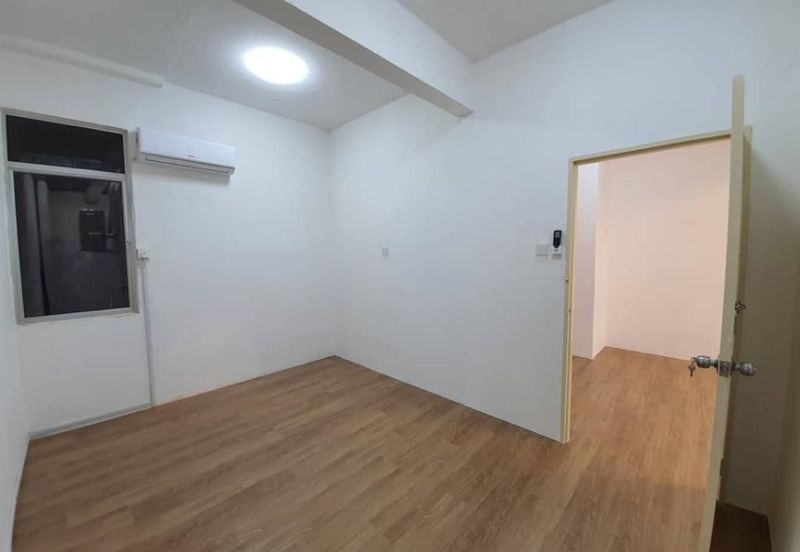 Chong Ling Park 1st Floor Office Unit For Rent