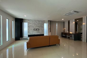 Pearl Avenue, Tapang Double Storey Semi-D House For Sale