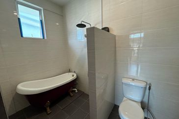 Pearl Avenue, Tapang Double Storey Semi-D House For Sale