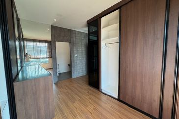 Pearl Avenue, Tapang Double Storey Semi-D House For Sale