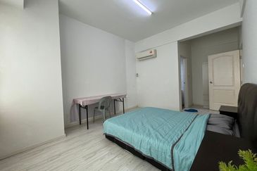 SkyVilla Condominium